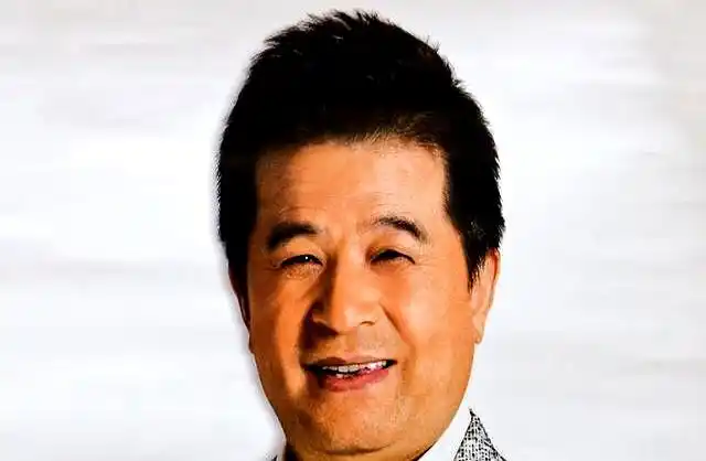 毕福剑 饭局_毕福剑女儿逆袭_毕凌硕士毕业照