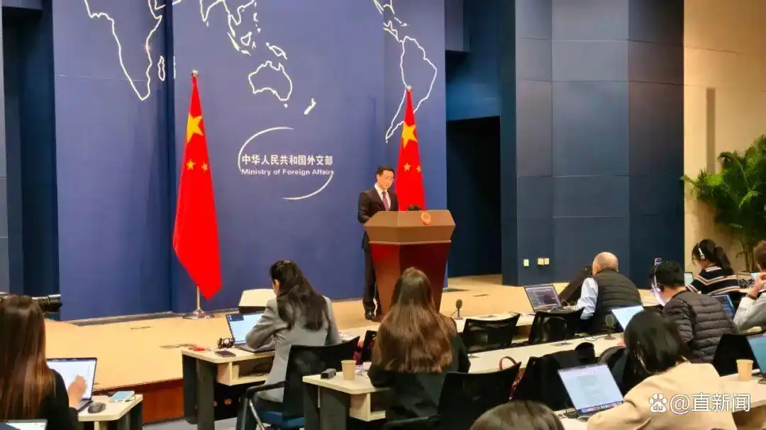 高市早苗暗示武力介入台海可能性，外交部连发三问