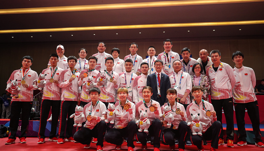 樊振东:王楚钦是国乒绝对的领军人物_樊振东王楚钦孙颖莎王曼昱表现_中国乒乓球队杭州亚运会战绩