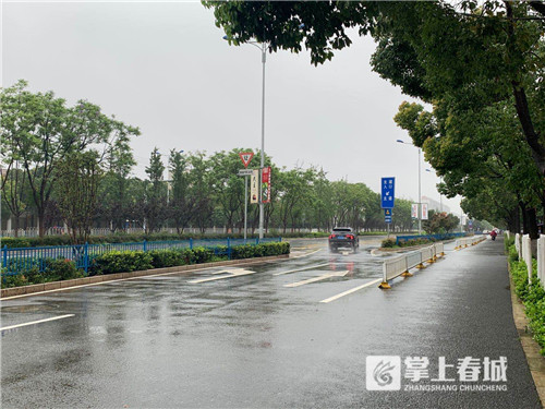 昆明7月20日易淹积水路段_昆明7月20日交通状况_昆明暴雨淹水