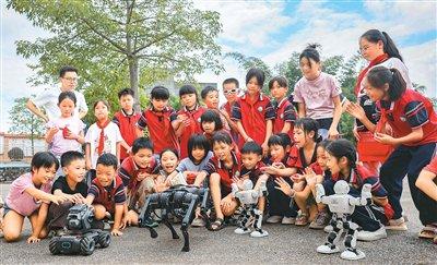 青少年素质学校_科技馆科普实践_全国科普月活动