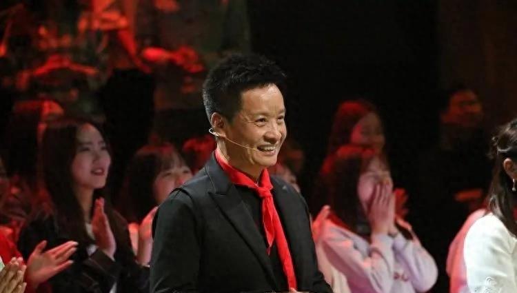 阎维文简历 千金_阎维文与癌症抗争34年_阎维文一二三四歌