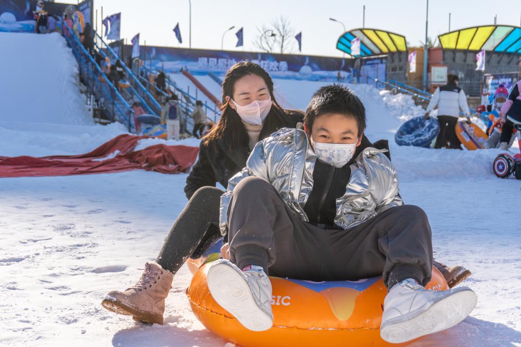 遇见狂欢季！天津极地海洋公园冰雪双场+主题酒店让您欢乐加倍