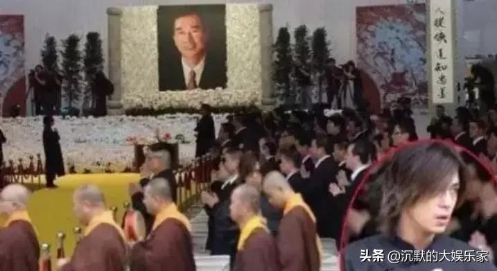 吴佩慈孕妇装生活照_吴佩慈怀孕_吴佩慈纪晓波