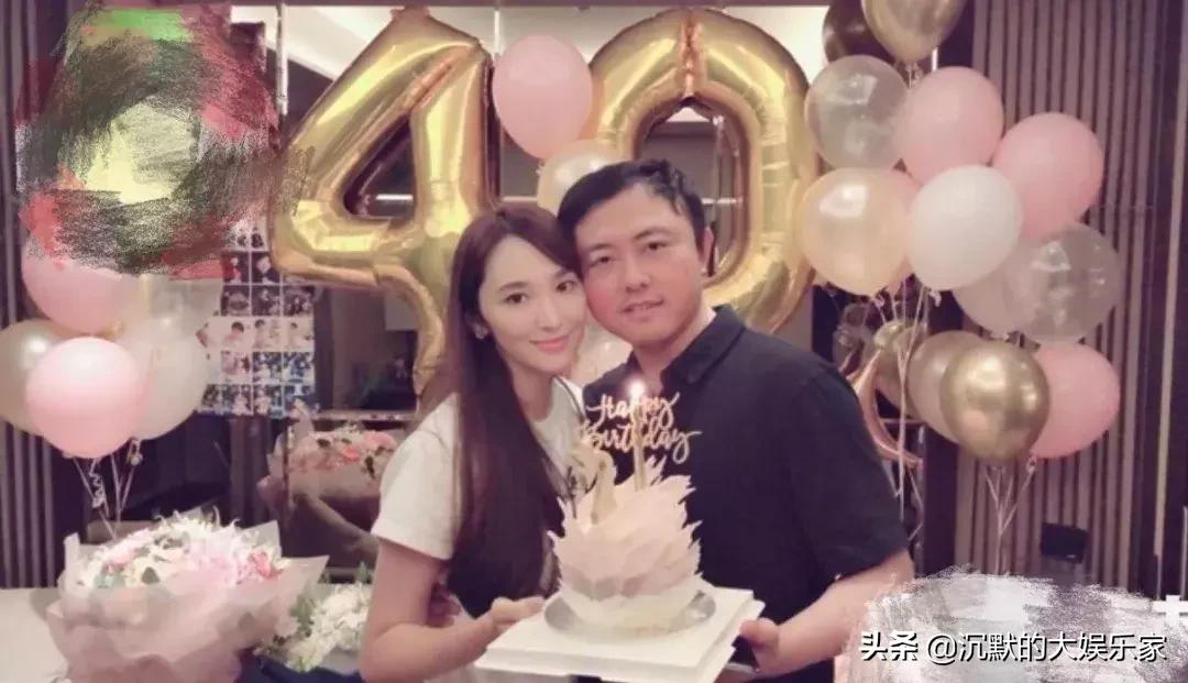 吴佩慈孕妇装生活照_吴佩慈纪晓波_吴佩慈怀孕
