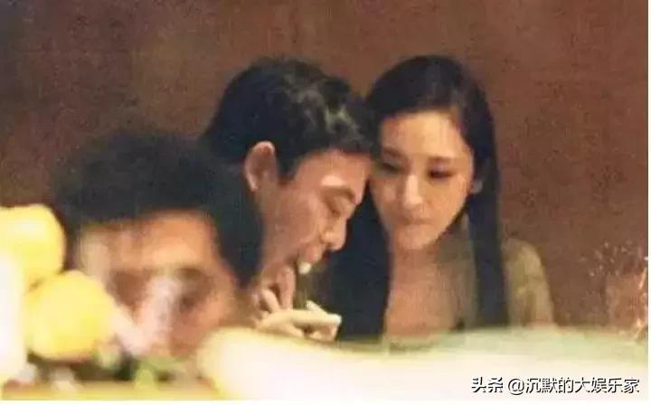 吴佩慈孕妇装生活照_吴佩慈纪晓波_吴佩慈怀孕