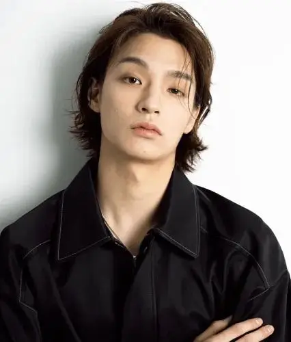 男生不同脸型适合的发型_男生脸型与发型选择_发型网男士发型