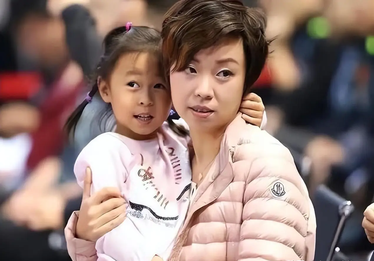 徐威为什么和袁立分手_袁立徐威爱情故事_徐威张怡宁婚姻