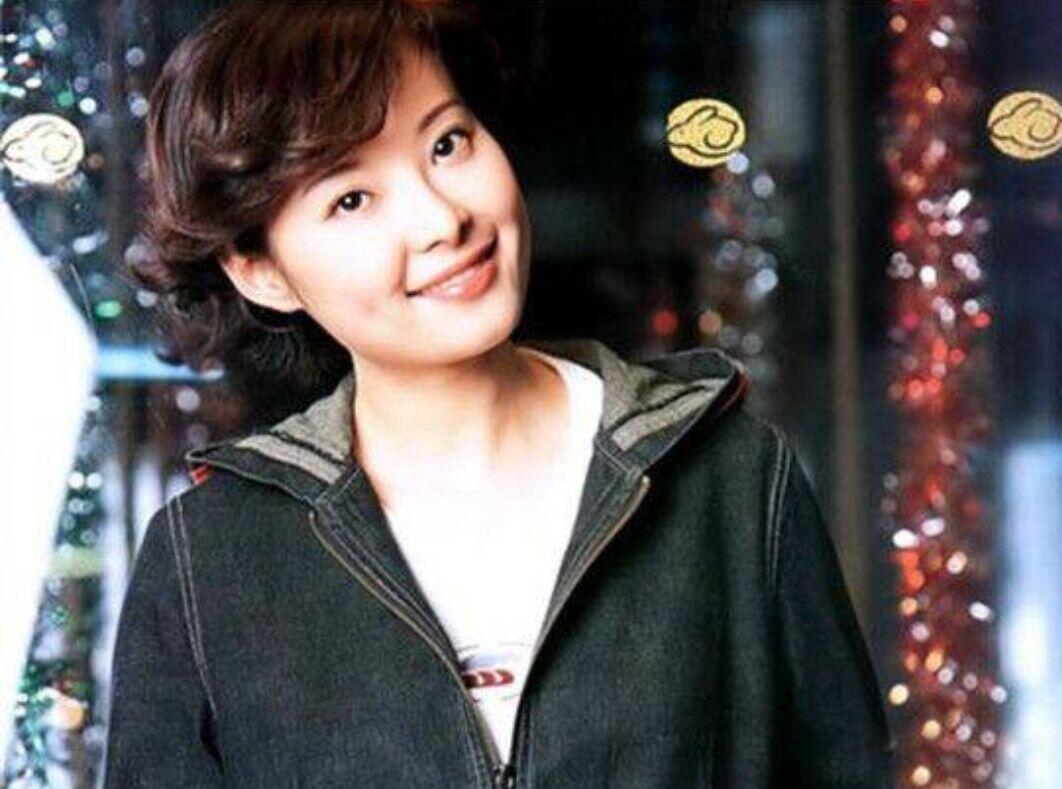 袁立恋爱经历_袁立婚姻史_徐威为什么和袁立分手