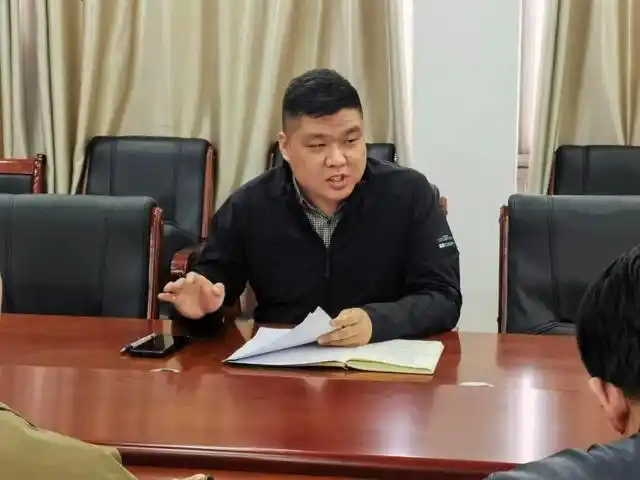党支部成立大会新闻稿_信阳镇青年人才党支部工作职责_信阳镇青年人才党支部成立大会
