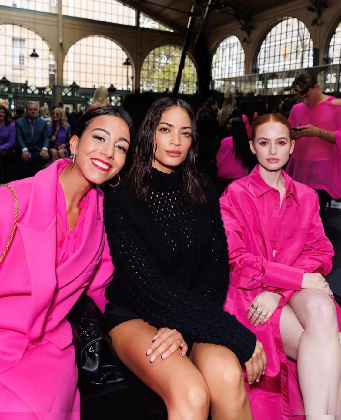 pink Barbie style inspiration_时尚芭比娃娃_Barbiecore fashion trend