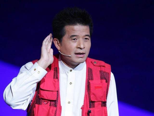 毕福剑现状曝光：从央视正常退休，经营多项副业，从未定居农村