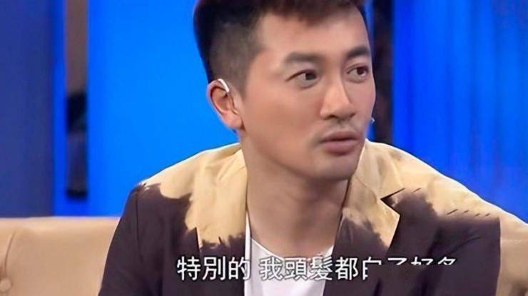 苏有朋主持金鸡奖前争分夺秒背稿_苏有朋从偶像到演员转型经历_苏有朋导演作品最新进展