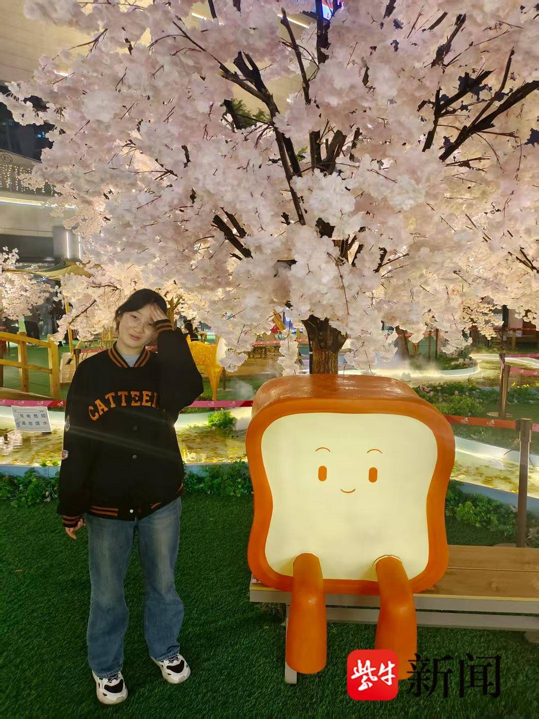 刘紫怡作文观察力培养_校园新闻写作范文点评_校园爬山虎作文写作技巧