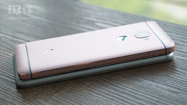 魅蓝Note3 对比_乐视手机玩游戏竖屏怎么办_乐视超级手机2 评测