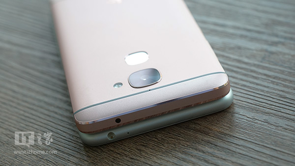 魅蓝Note3 对比_乐视手机玩游戏竖屏怎么办_乐视超级手机2 评测