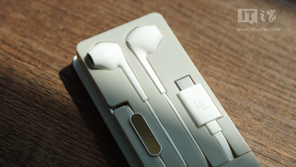 魅蓝Note3 对比_乐视超级手机2 评测_乐视手机玩游戏竖屏怎么办