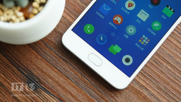 乐视超级手机2 评测_魅蓝Note3 对比_乐视手机玩游戏竖屏怎么办