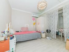 繁华武林 -安吉路-交通便利,美食街,西湖近在咫尺。