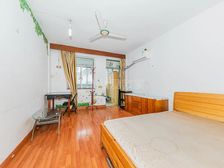 西湖边 武林路 主卧朝南 诚心出售 看房预约