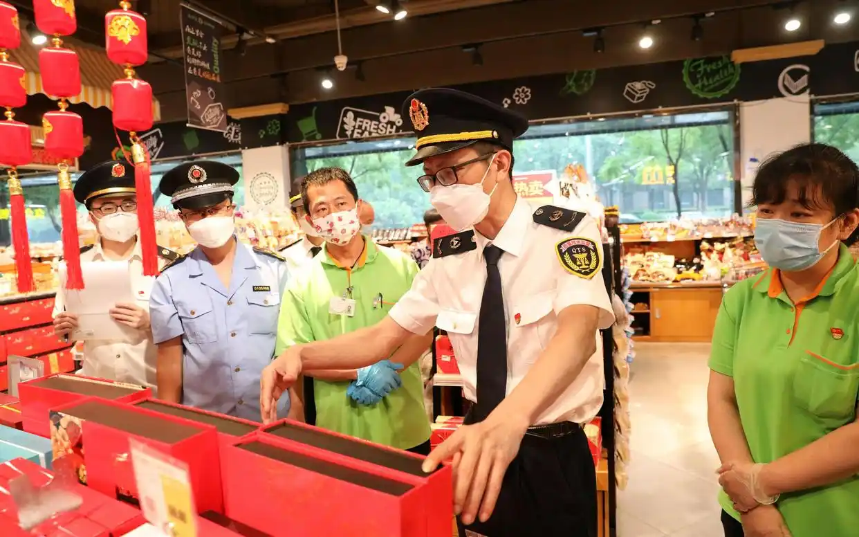 旧礼盒装新月饼违规吗_月饼包装层数不超过三层_月饼包装新国标实施