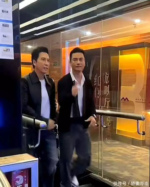 吕良伟第二任老婆_保持年轻秘诀_吕良伟69岁状态好