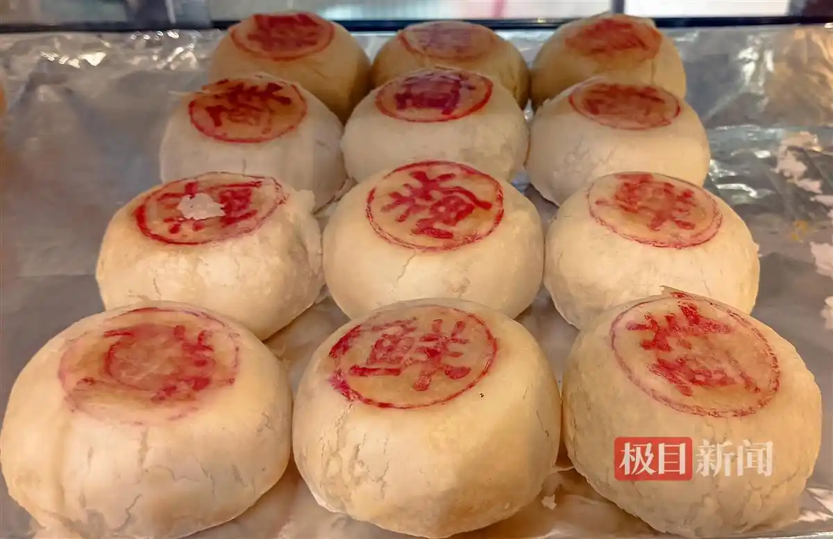 简约月饼市场趋势_旧礼盒装新月饼违规吗_月饼包装新规