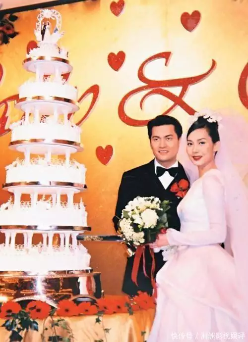 吕良伟 70岁不老男神 传奇人生_吕良伟第二任老婆_吕良伟 周海媚 邝美云 婚姻经历