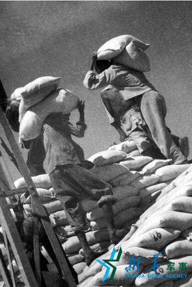 中国 战地记者_方大曾 绥远抗战 纪实摄影