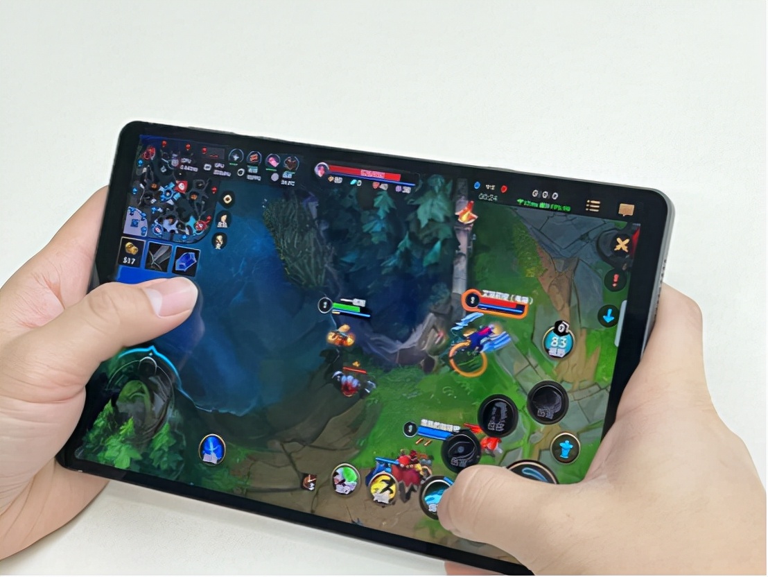 联想拯救者平板Y700_游戏平板电脑评测_联想手机能玩的游戏