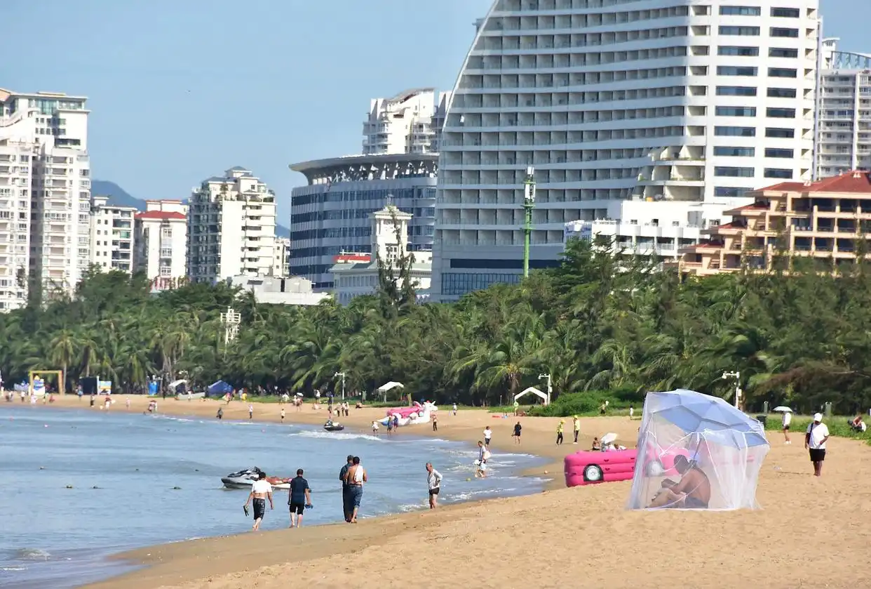 海南离岛旅客免税购物政策调整_海南自由贸易港旅游条例_海南旅游开放与国际化政策
