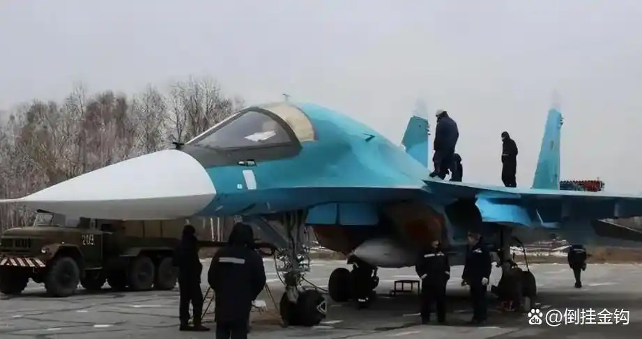 苏-34滑翔炸弹战术_苏-34战损率_轰炸机战争