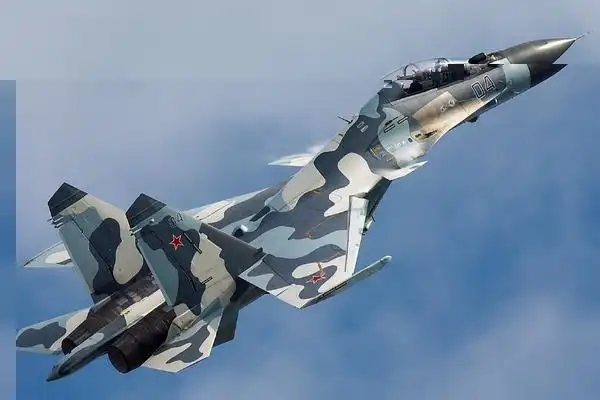 轰炸机战争_军用飞机发展史_一机多用飞机类型