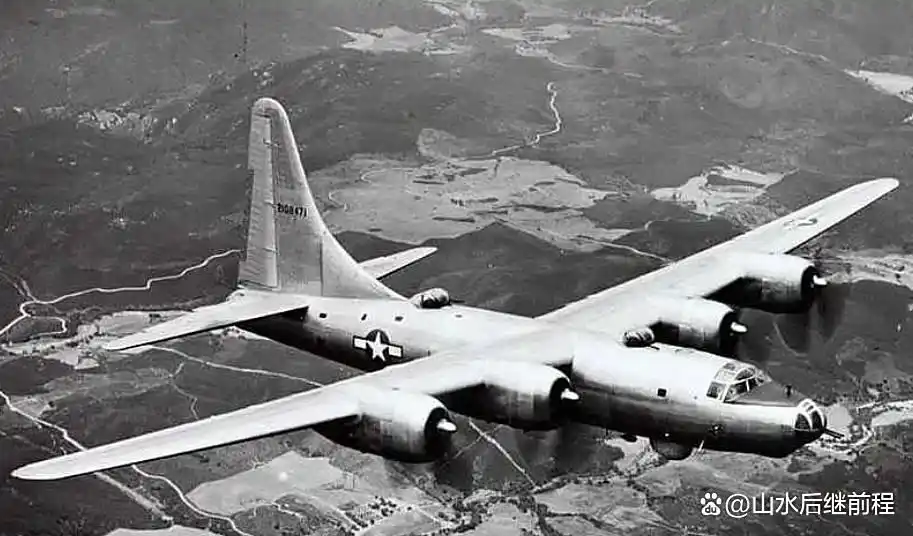 二战备胎轰炸机_轰炸机战争_B-32统治者轰炸机