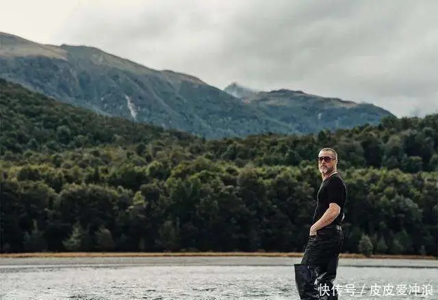 车手电影_F1:狂飙飞车影评_Brad Pitt F1 movie