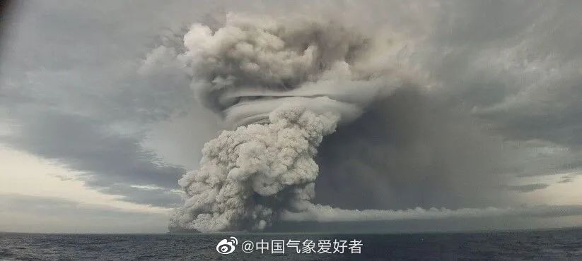 火山喷发导致汤加通讯中断_汤加火山喷发威力有多大_日本火山喷发 大量火山灰沉降