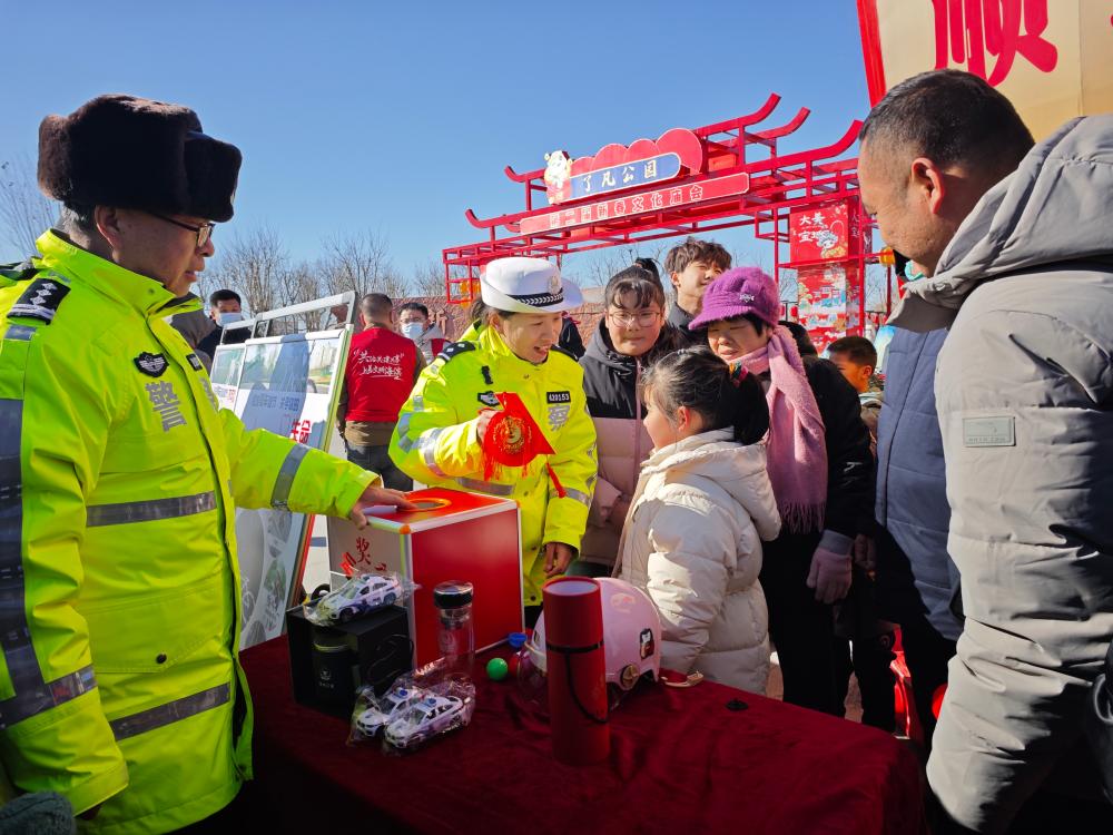 文明交通宣传活动_元宵节猜灯谜及答案_猜灯谜 学交法