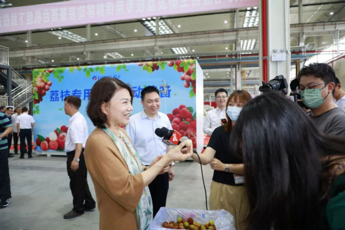企业社会责任格力电器_格力再送12名员工参军 董明珠发声_格力电器乡村振兴实践