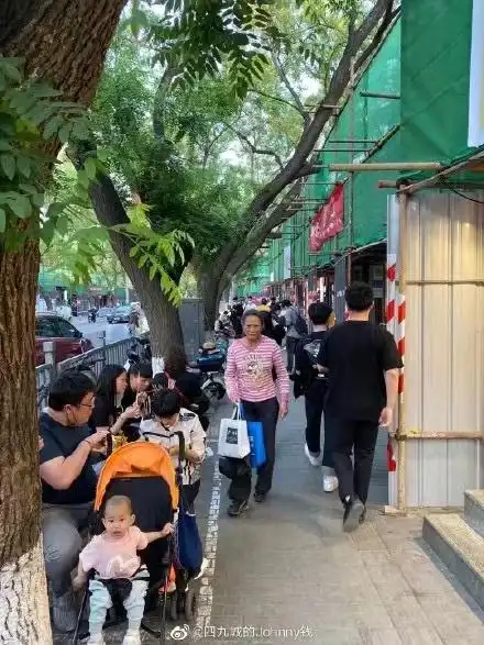 餐馆支路边摊，花园成野餐地，禁止堂食岂能打擦边球