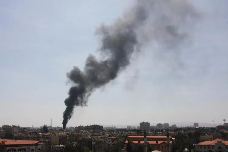 战地记者的图片_战地记者经历与感悟_战地记者陈聪真实报道