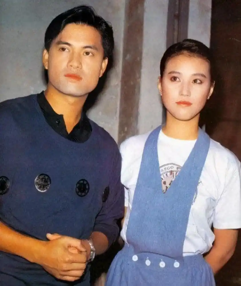 吕良伟三个老婆图片_吕良伟演艺生涯经历_吕良伟上海滩丁力不老男神