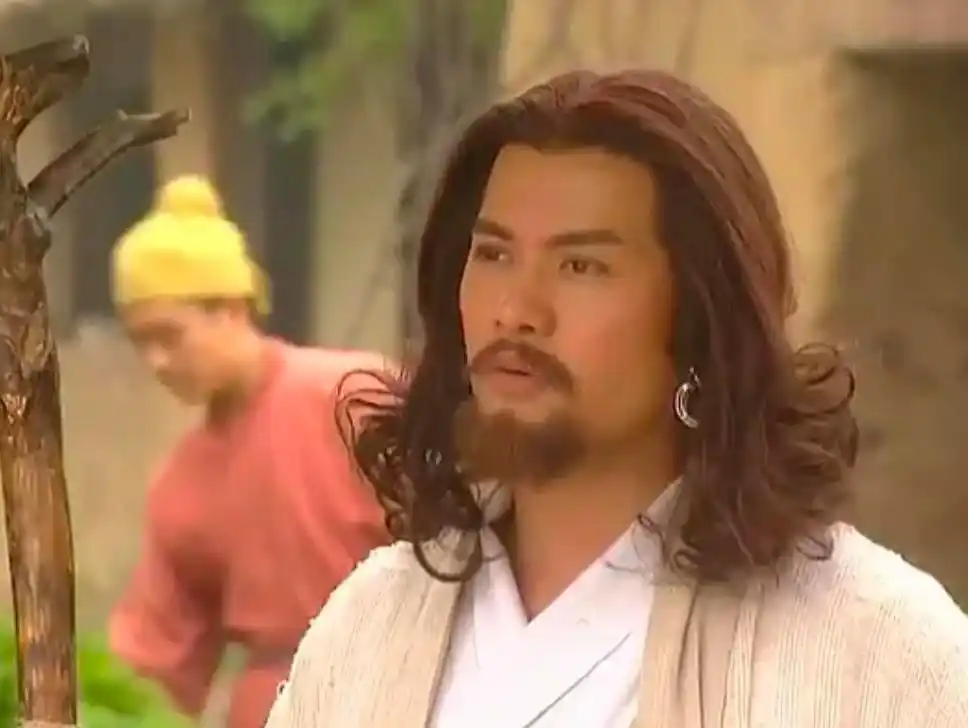 吕良伟三个老婆图片_吕良伟上海滩丁力不老男神_吕良伟演艺生涯经历