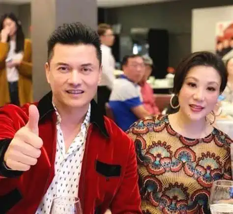 吕良伟三个老婆图片_吕良伟周海媚邝美云杨小娟