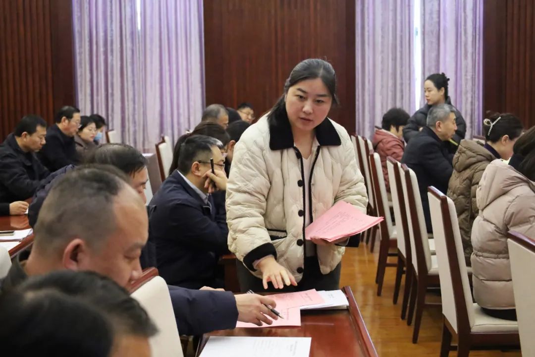 党员大会新闻稿_市人大常委会机关党委党员大会_加强基层党组织建设