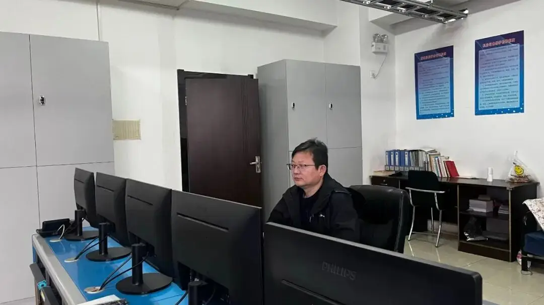 融媒体中心记者节_坚守新闻初心_优秀新闻稿件