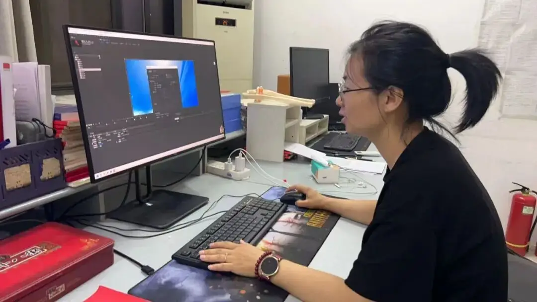 坚守新闻初心_优秀新闻稿件_融媒体中心记者节