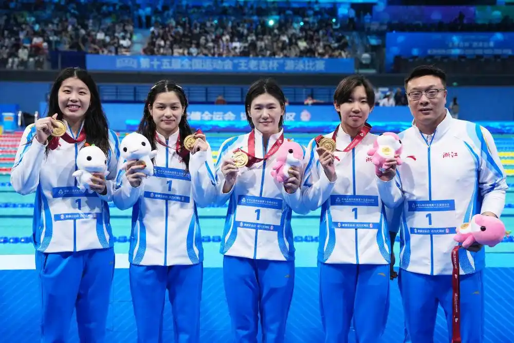 十五运会游泳比赛结果_汪顺全运会19金成史上第一人_张展硕男子1500米自由泳夺冠