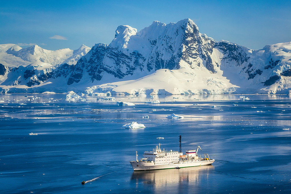 南极旅游价格下降_5万元游南极_俞敏洪南极游邮轮20天人均花费30万