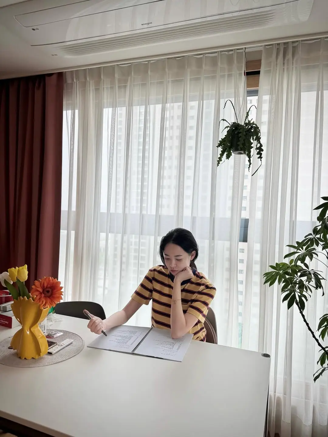 李珠妍Instagram家居装饰_权志龙回应恋情_李珠妍权志龙恋情绯闻解读