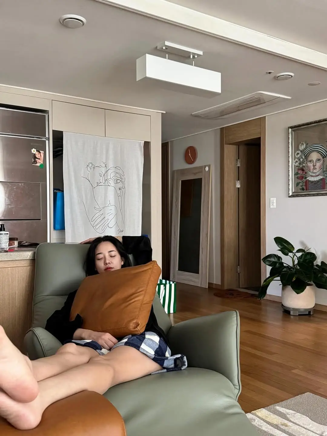 李珠妍权志龙恋情绯闻解读_权志龙回应恋情_李珠妍Instagram家居装饰